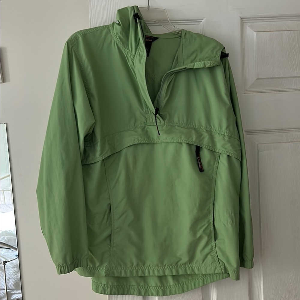 Women's Green LL BEAN Pullover Rain Jacket